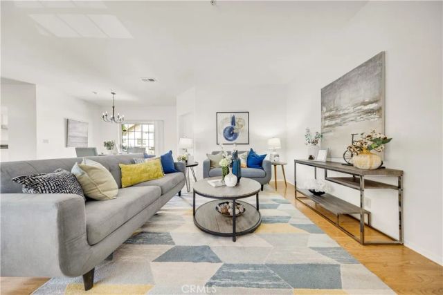 1900 Vine B, Alhambra, CA 91801