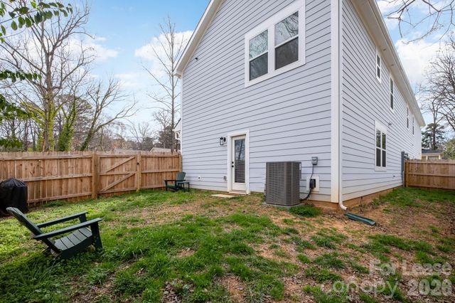 2703 Wells Street, Charlotte, NC 28206