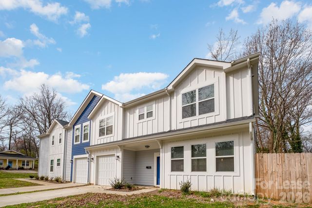 2703 Wells Street, Charlotte, NC 28206