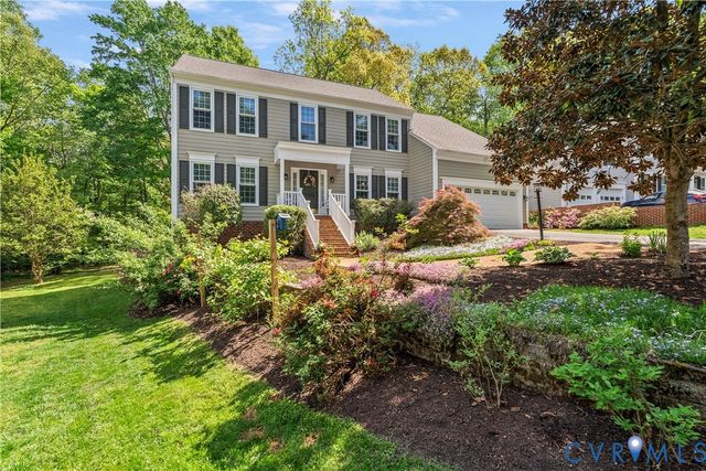 5901 Eastbluff Ct, Midlothian, VA 23112