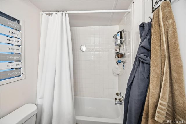 2900 Cascade Drive, Denver, CO 80260