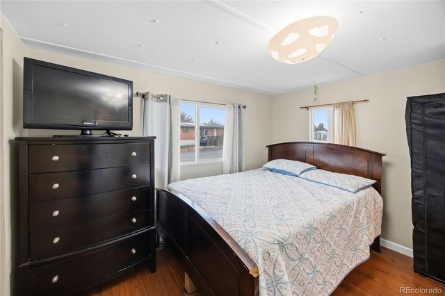 2900 Cascade Drive, Denver, CO 80260