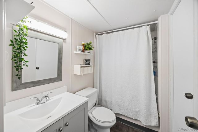 2900 Cascade Drive, Denver, CO 80260