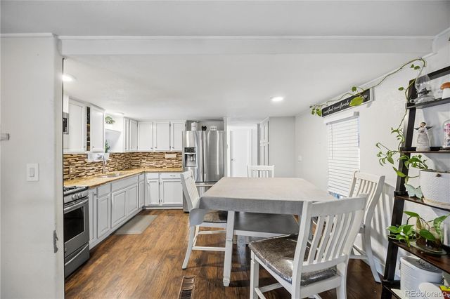 2900 Cascade Drive, Denver, CO 80260