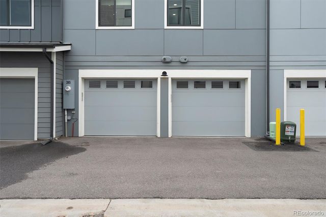 385 East Street, Louisville, CO 80027