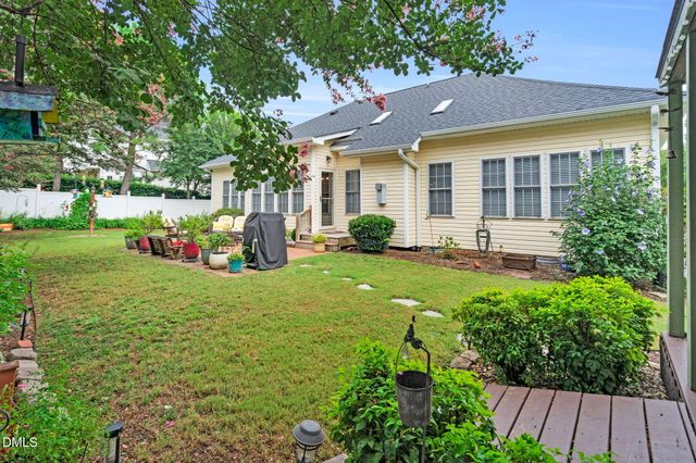 117 Holly Bay Lane, Holly Springs, NC 27540