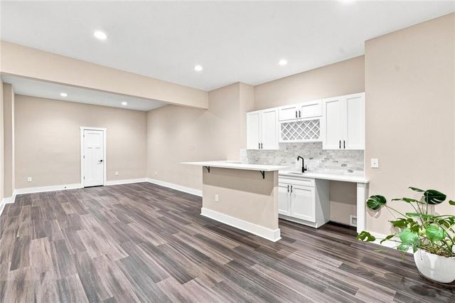 181 Eagle Glen Drive, Woodstock, GA 30189