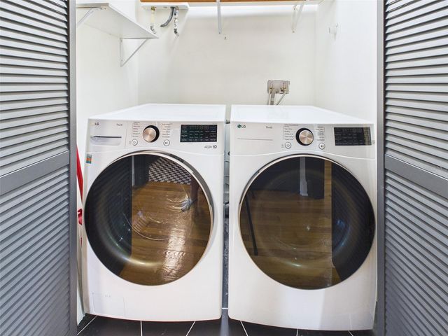 1210 E IDLEWILD AVENUE, Tampa, FL 33604