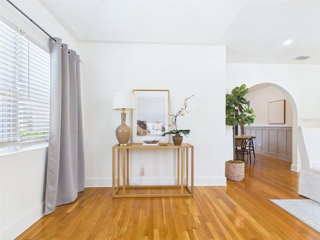 1210 E IDLEWILD AVENUE, Tampa, FL 33604