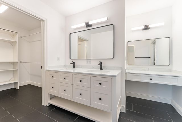 302 Summerwinds Lane, Jupiter, FL 33458