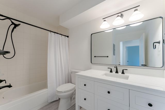 302 Summerwinds Lane, Jupiter, FL 33458