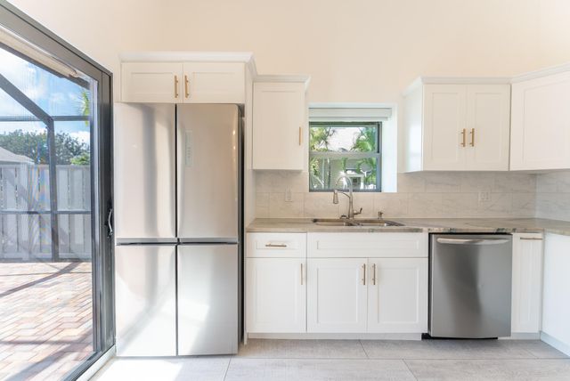 302 Summerwinds Lane, Jupiter, FL 33458