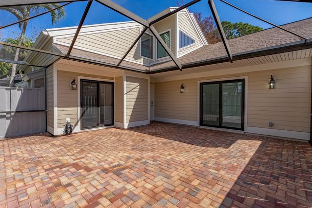 302 Summerwinds Lane, Jupiter, FL 33458