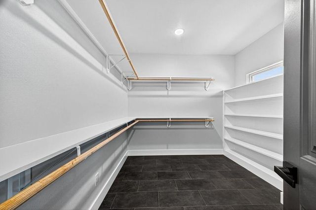 484 Angus Trail, Angleton, TX 77515