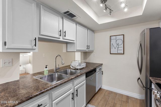 1916 W MORNINGSIDE Drive 67, Phoenix, AZ 85023