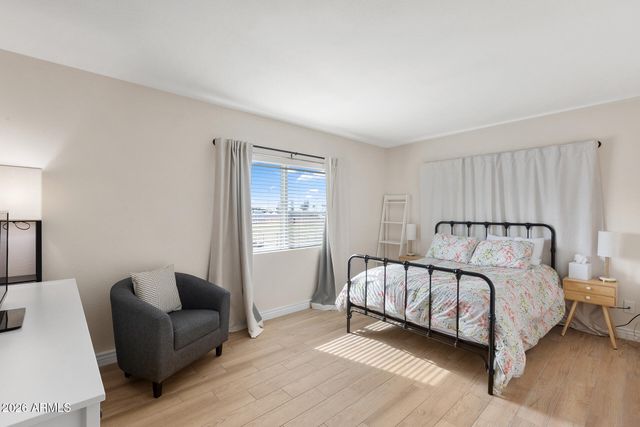 1916 W MORNINGSIDE Drive 67, Phoenix, AZ 85023