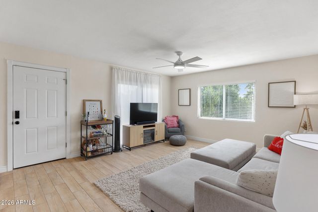 1916 W MORNINGSIDE Drive 67, Phoenix, AZ 85023