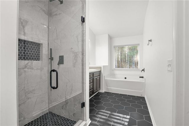 702 Barberry Drive, Woodstock, GA 30188