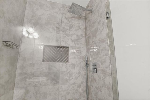 702 Barberry Drive, Woodstock, GA 30188