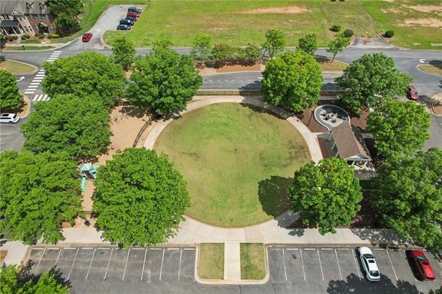 702 Barberry Drive, Woodstock, GA 30188