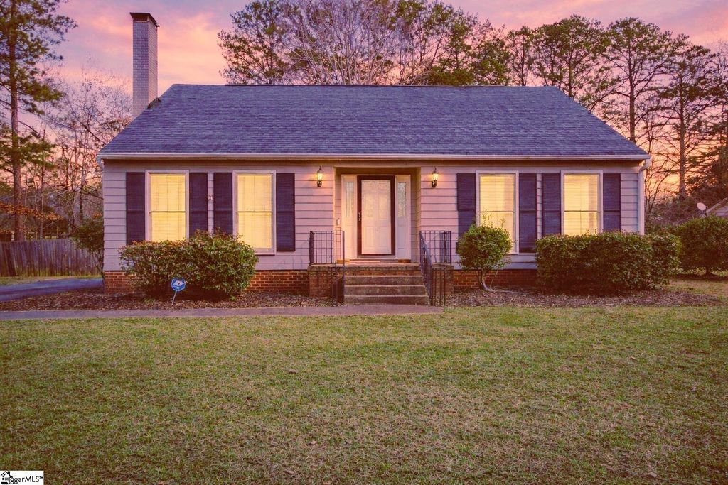 208 Belmont Stakes, Clinton, SC 29325