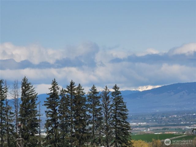 426 NKA Rolling Hill Drive, Ellensburg, WA 98926