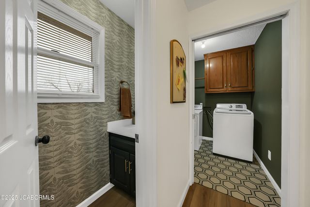 2838 SCHOTT ROAD, Jefferson City, MO 65101