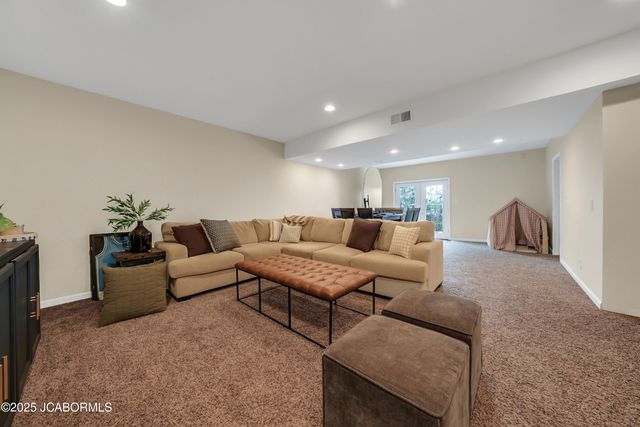 2838 SCHOTT ROAD, Jefferson City, MO 65101