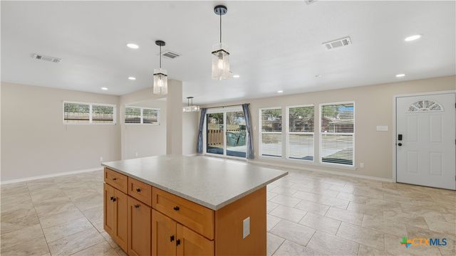 1409 Highland Drive, San Marcos, TX 78666