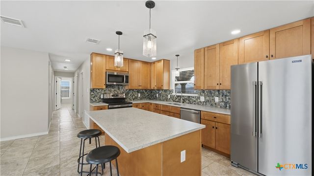 1409 Highland Drive, San Marcos, TX 78666