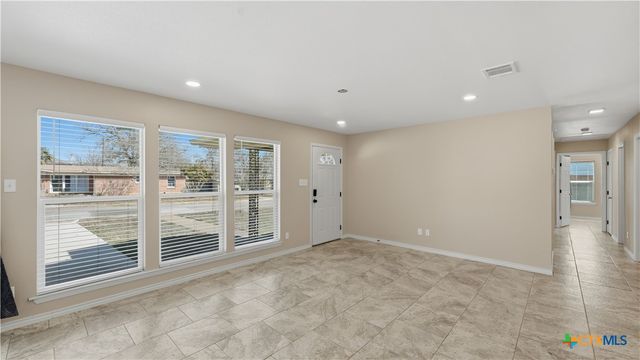 1409 Highland Drive, San Marcos, TX 78666