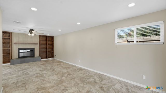 1409 Highland Drive, San Marcos, TX 78666