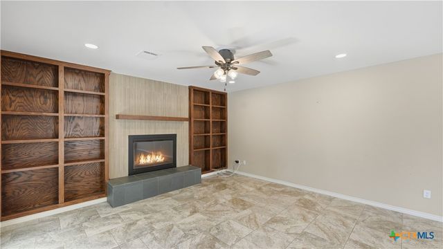 1409 Highland Drive, San Marcos, TX 78666