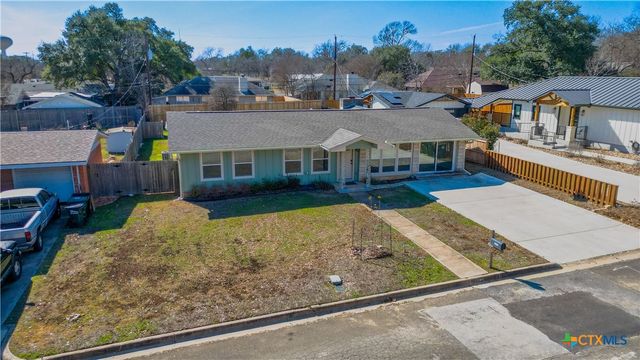 1409 Highland Drive, San Marcos, TX 78666