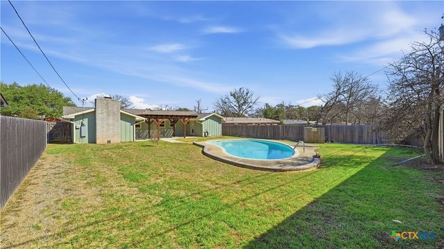 1409 Highland Drive, San Marcos, TX 78666