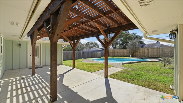 1409 Highland Drive, San Marcos, TX 78666