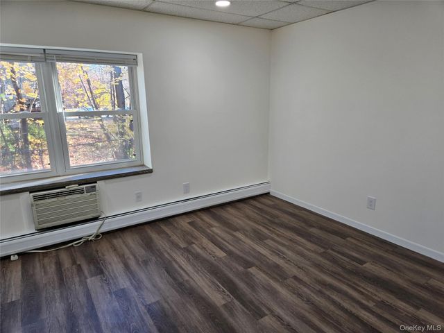 119 W Crooked Hill Road 104, Pearl River, NY 10965