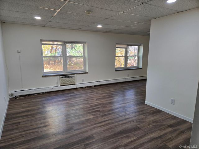 119 W Crooked Hill Road 104, Pearl River, NY 10965