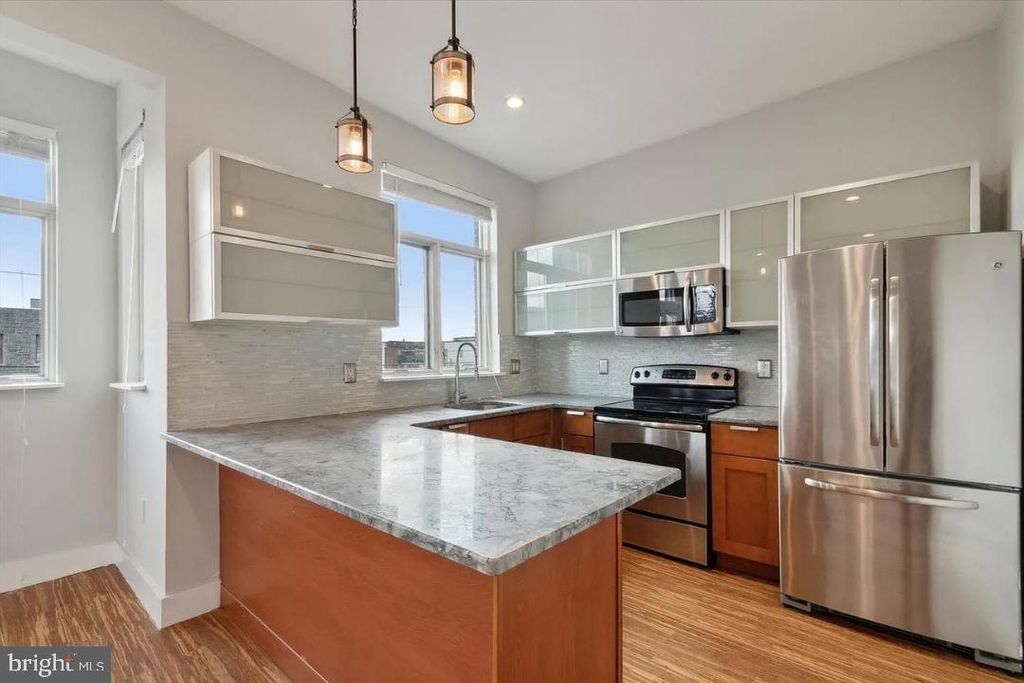 808 N 4TH ST #2, Philadelphia, PA 19123