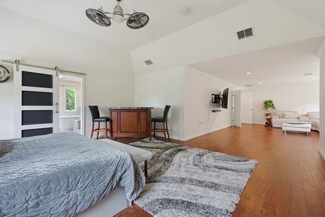 23 Goodnow Lane, Framingham, MA 01702