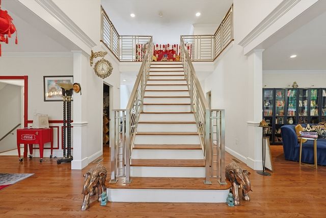 23 Goodnow Lane, Framingham, MA 01702