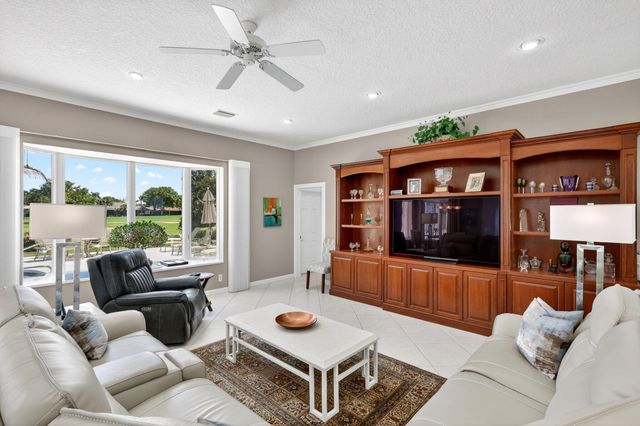 6711 SE Barrington Drive, Stuart, FL 34997