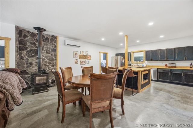 1172 Water Tower Road, Sand Springs, OK 74063
