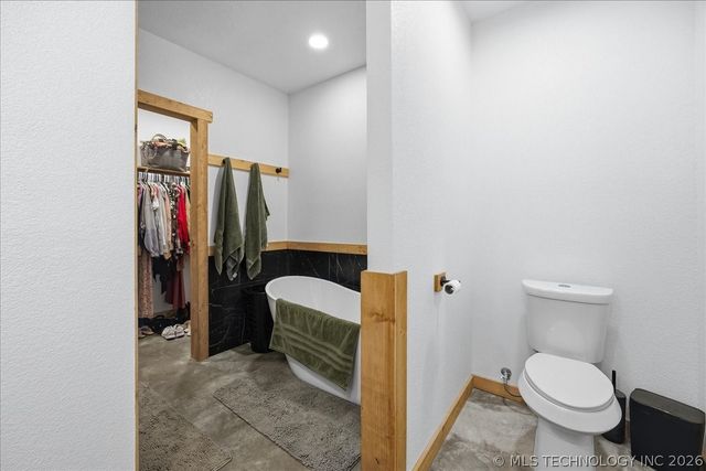 1172 Water Tower Road, Sand Springs, OK 74063