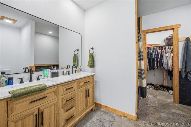 1172 Water Tower Road, Sand Springs, OK 74063
