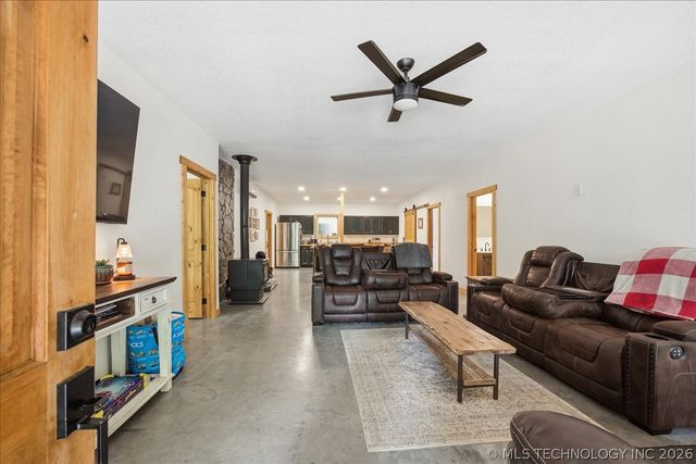 1172 Water Tower Road, Sand Springs, OK 74063