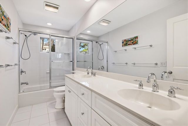 8365 Baytree Drive 8365, Vero Beach, FL 32963