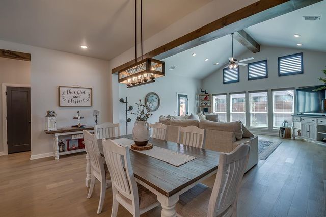 800 Argos Road, Yukon, OK 73099
