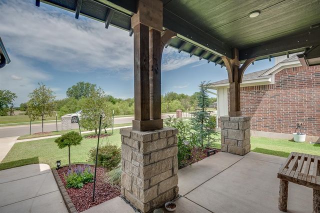 800 Argos Road, Yukon, OK 73099