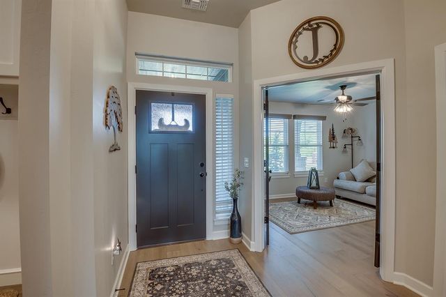 800 Argos Road, Yukon, OK 73099